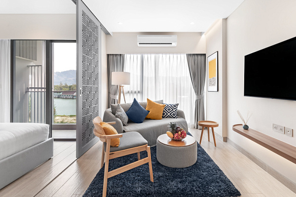 Lakeside 1 br apartment