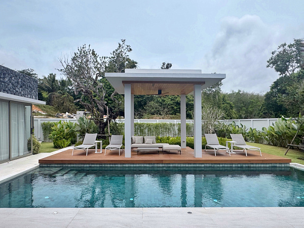 Villa Castle Botanica Lakeside