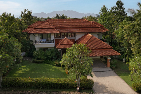 Angsana lake view villa