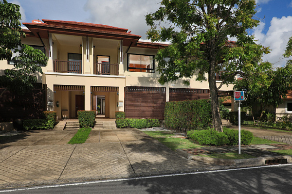 Таунхаус Laguna Outrigger на пляже Банг Тао